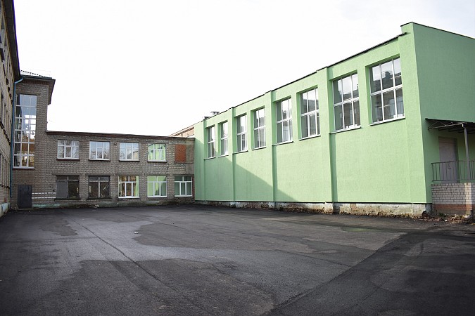 В Кинешме заасфальтировали территории начального звена гимназии и школы №19 фото 4