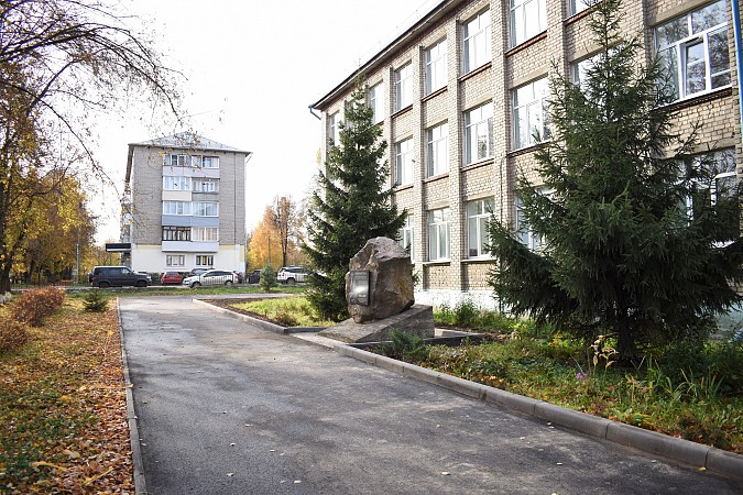 В Кинешме заасфальтировали территории начального звена гимназии и школы №19 фото 2