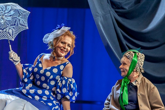 Премьерой «Мудреца» Кинешемский театр открыл 129-й творческий сезон фото 3