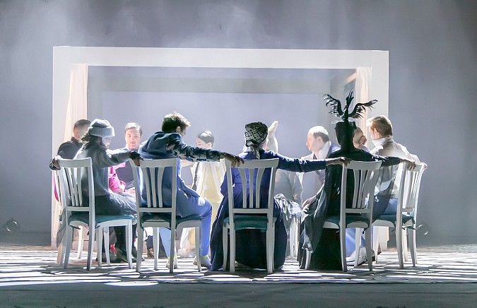 Премьерой «Мудреца» Кинешемский театр открыл 129-й творческий сезон фото 2