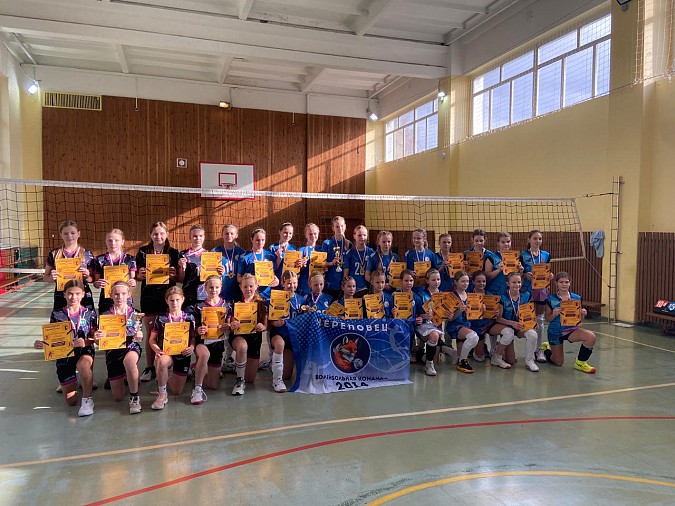 Юные волейболистки Кинешмы завоевали серебро на турнире «Олимпийские надежды» фото 2