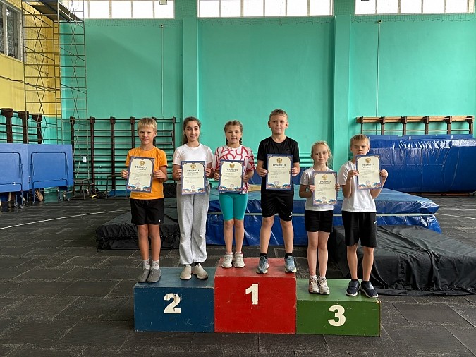 Юные кинешемцы соревновались в легкоатлетическом троеборье фото 5