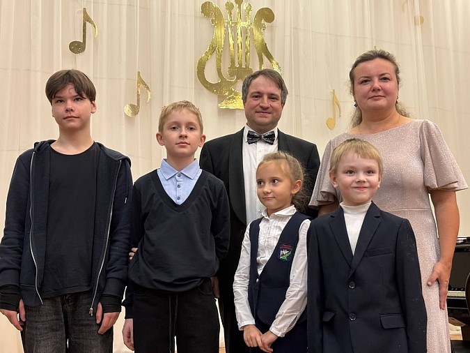 В Кинешме выступил фортепианный дуэт Чистяковой и Кудряшова фото 3