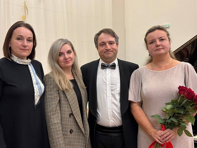 В Кинешме выступил фортепианный дуэт Чистяковой и Кудряшова фото 2