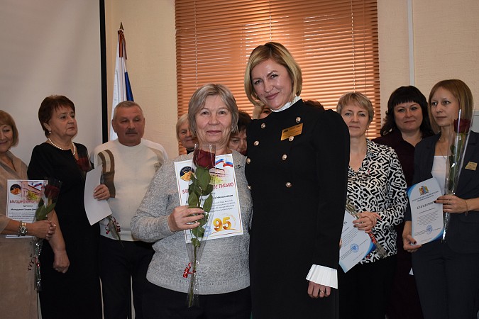 Кинешемский медицинский колледж отметил 95-летний юбилей фото 15