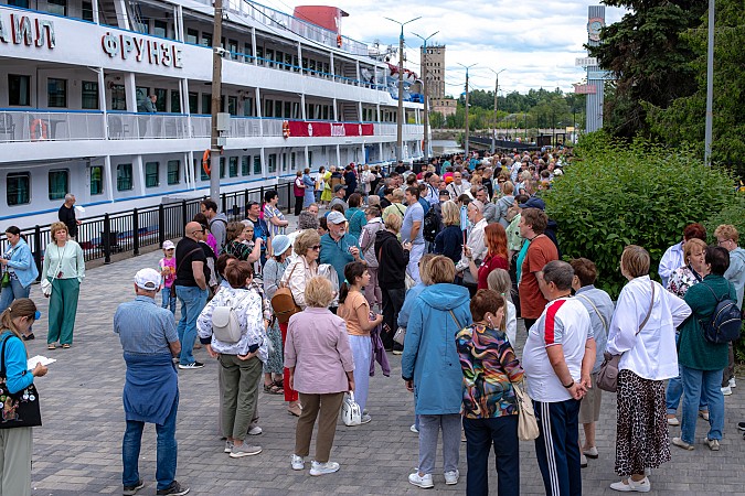 В Кинешме завершился сезон круизной навигации фото 8