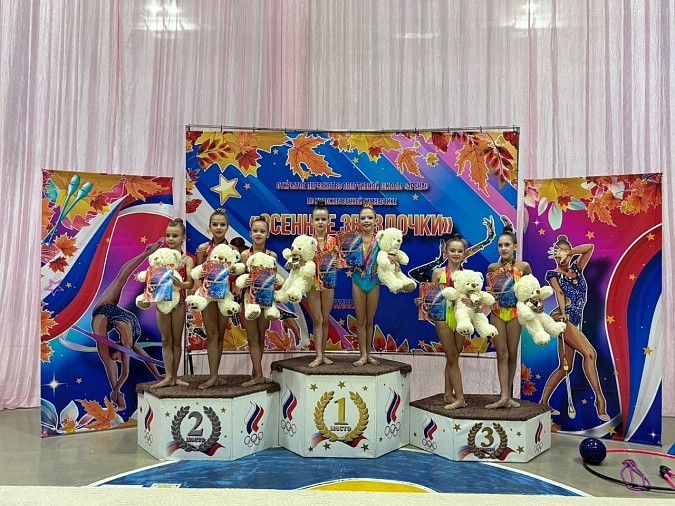 Кинешемские гимнастки взяли золото, серебро и бронзу на домашнем турнире фото 2