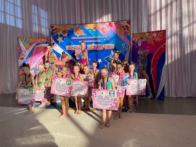 Кинешемские гимнастки взяли золото, серебро и бронзу на домашнем турнире фото 6