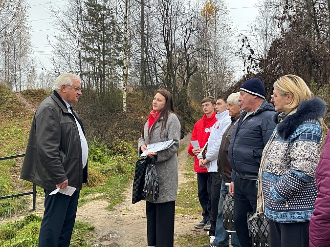 В Кинешме на спуске к ключику в «Лапшихе» установили новые перила фото 5