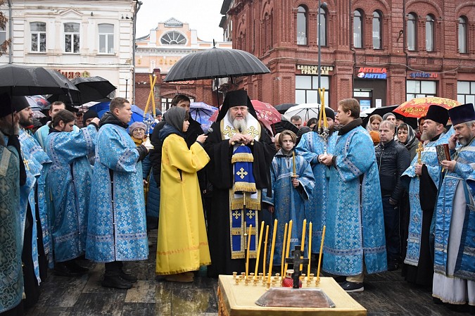 В Кинешме прошел крестный ход в честь праздника иконы Божией матери «Казанская» фото 5