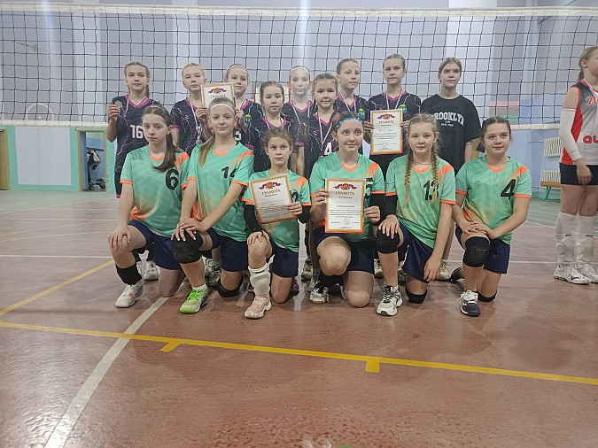 В Кинешме прошел волейбольный турнир памяти Владимира Орлова фото 2