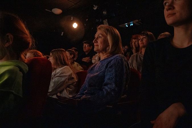 Кинешемский театр представил премьеру спектакля «Я – ворона» фото 4