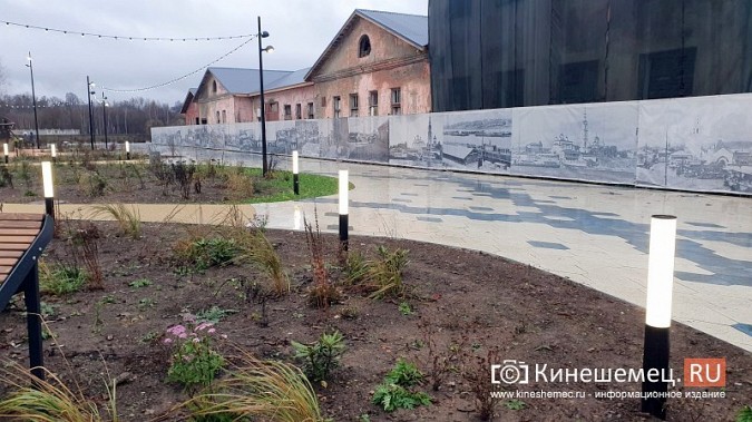 На стрелке у Никольского моста завершаются работы по благоустройтсву фото 11