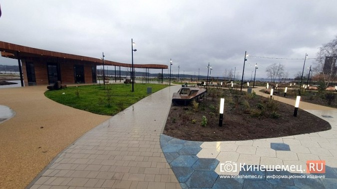 На стрелке у Никольского моста завершаются работы по благоустройтсву фото 8