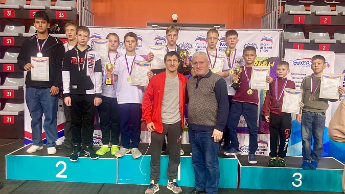 Кинешемцы стали победителями и призерами областных соревнований по вольной борьбе фото 2