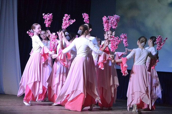 В клубе «Октябрь» ярко отметили День народного единства фото 5