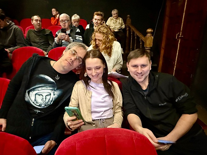 Режиссер Павел Карташев продолжает работу над «Гамлетом» в Кинешемском театре фото 4