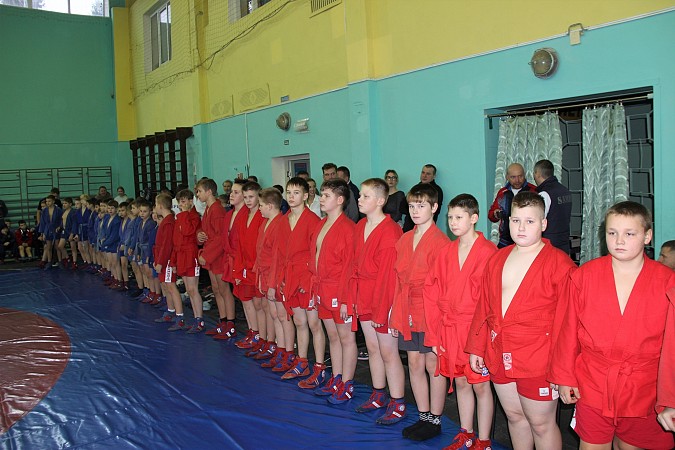 В Кинешме состоялся турнир городов России по самбо фото 2