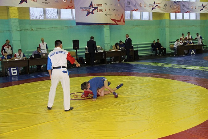 В Кинешме состоялся турнир городов России по самбо фото 3