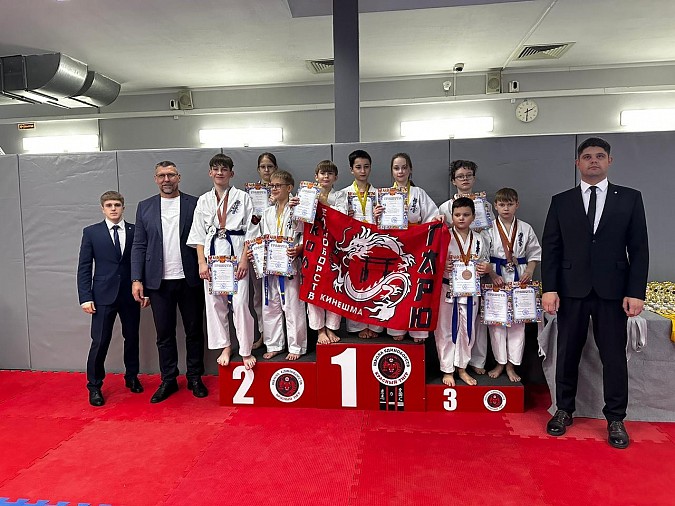 Каратисты Кинешмы успешно выступили на первенстве Нижнего Новгорода по каратэ Кенбукай фото 8