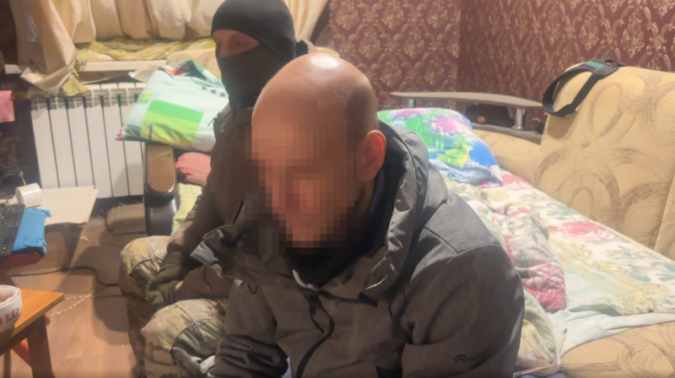 Наркосбытчики выращивали коноплю в квартирах в Кинешме и Заволжске фото 3