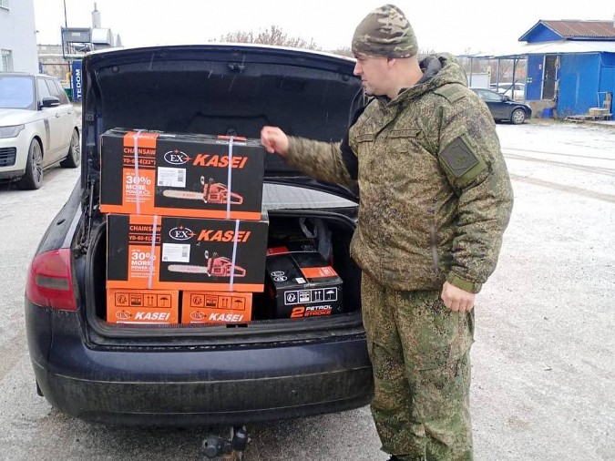 Павел Гостев и Игорь Приходько отправили в зону СВО бензопилы землякам-десантникам фото 2