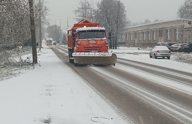 Дороги Кинешмы обрабатывают противогололедным составом фото 3