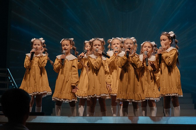 В Кинешме прошел юбилейный концерт детского коллектива «Верные друзья» фото 5