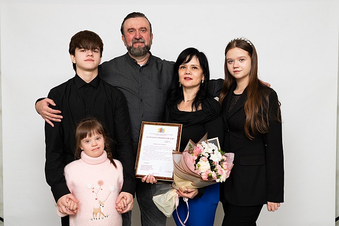 Многодетная мама из Кинешемского района Надежда Коваленкова удостоена региональной награды фото 4