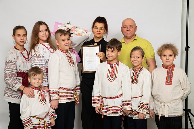 Многодетная мама из Кинешемского района Надежда Коваленкова удостоена региональной награды фото 5