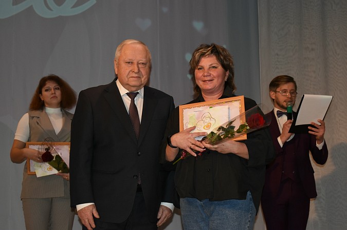 В Кинешме вручили премию «Талант материнства» фото 21