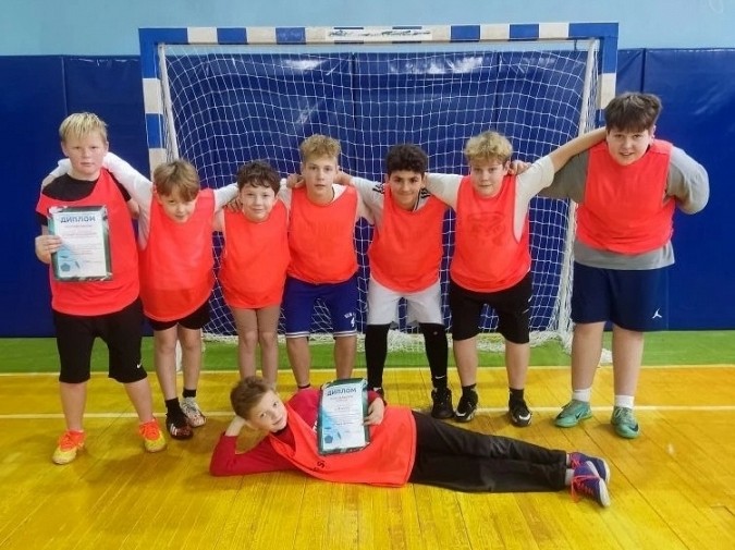 В Кинешме прошел турнир по футболу среди команд школьных спортивных клубов фото 2