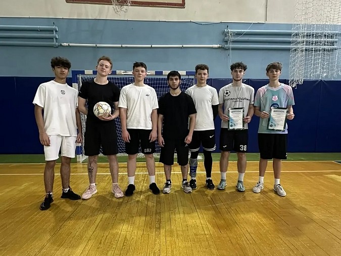 В Кинешме прошел турнир по футболу среди команд школьных спортивных клубов фото 5