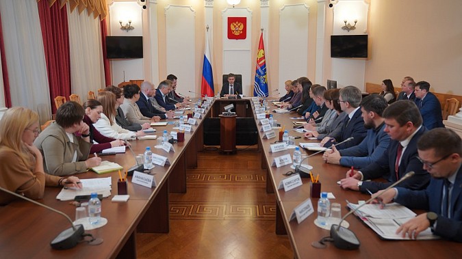 Губернатор поставил первоочередные задачи обновленному составу правительства Ивановской области фото 2