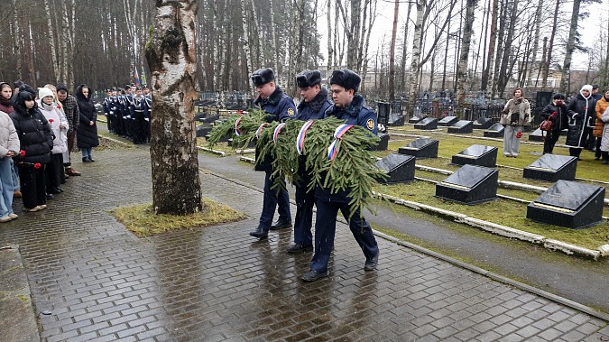 В Кинешме прошли мероприятия ко Дню Неизвестного солдата фото 5