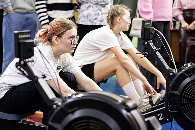 В Кинешме студенты техникумов-интернатов Минтруда России соревновались в гребле-индор фото 3