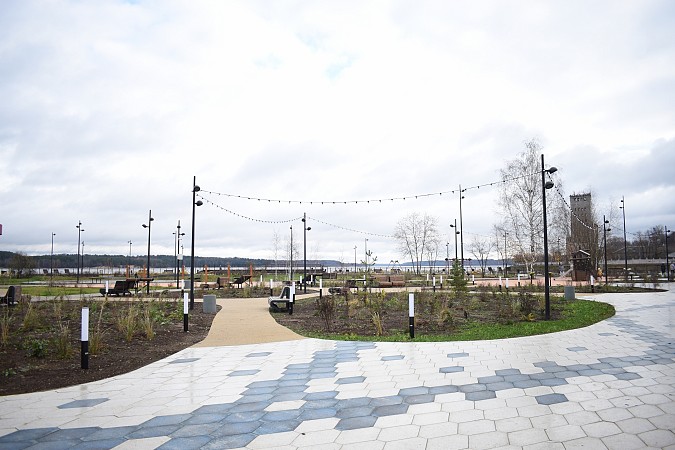 Преобразившаяся территория Стрелки прошла общественную приемку фото 8