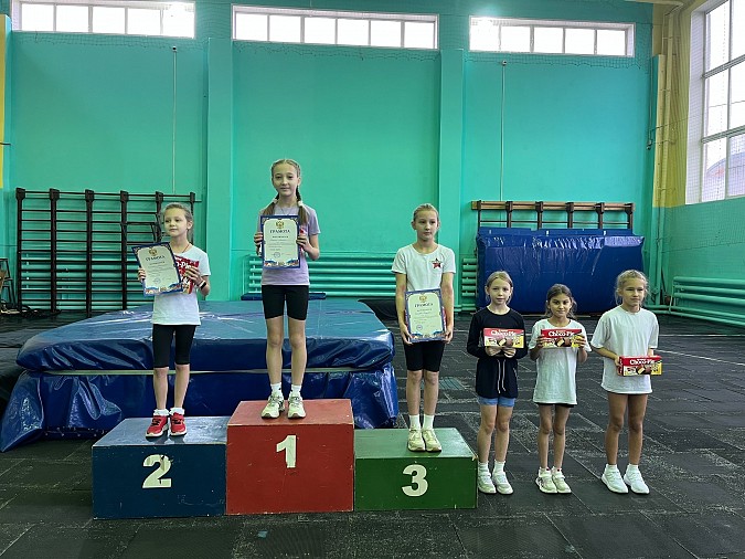 Кинешемские легкоатлеты соревновались в беге на 300 метров фото 3