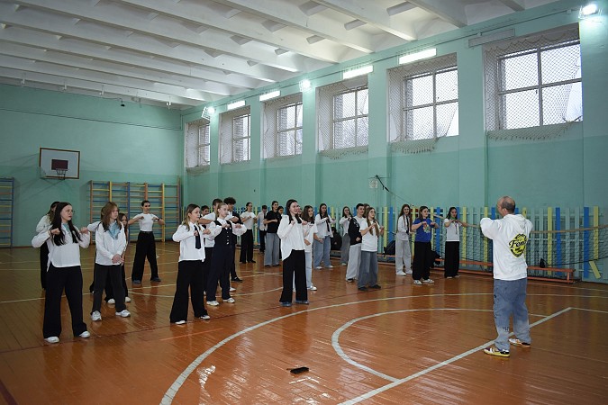 В Кинешме состоялся городской форум волонтеров-школьников «Вектор добра» фото 5