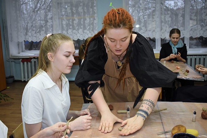 В Кинешме состоялся городской форум волонтеров-школьников «Вектор добра» фото 9