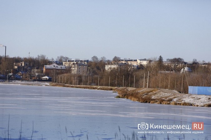 В Кинешме запрещен выход на лед водоемов фото 2