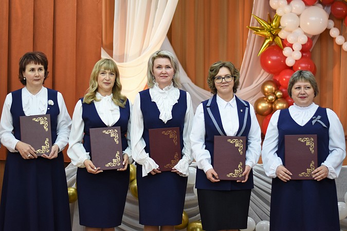 Школа №18 им. Маршала А.М. Василевского отметила золотой юбилей фото 29