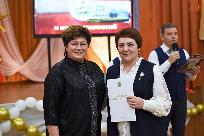 Школа №18 им. Маршала А.М. Василевского отметила золотой юбилей фото 31