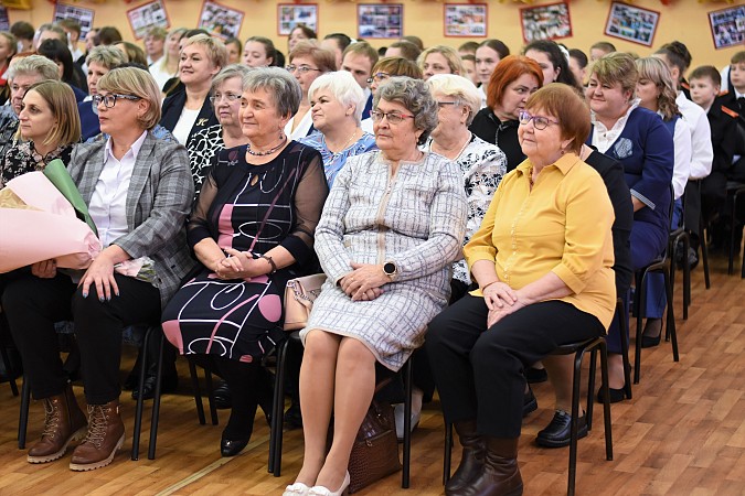 Школа №18 им. Маршала А.М. Василевского отметила золотой юбилей фото 54