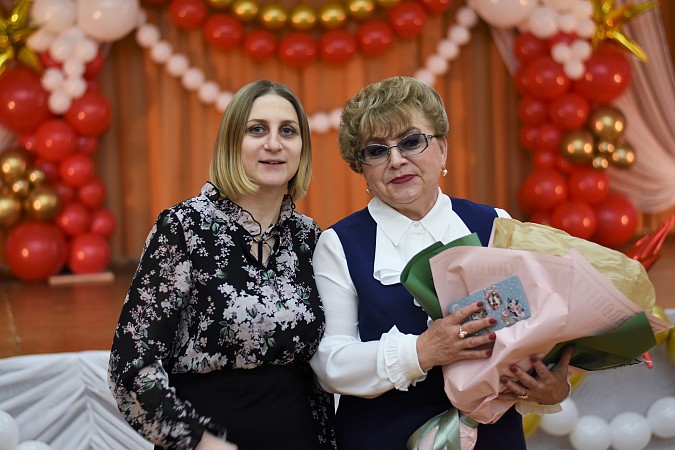 Школа №18 им. Маршала А.М. Василевского отметила золотой юбилей фото 32