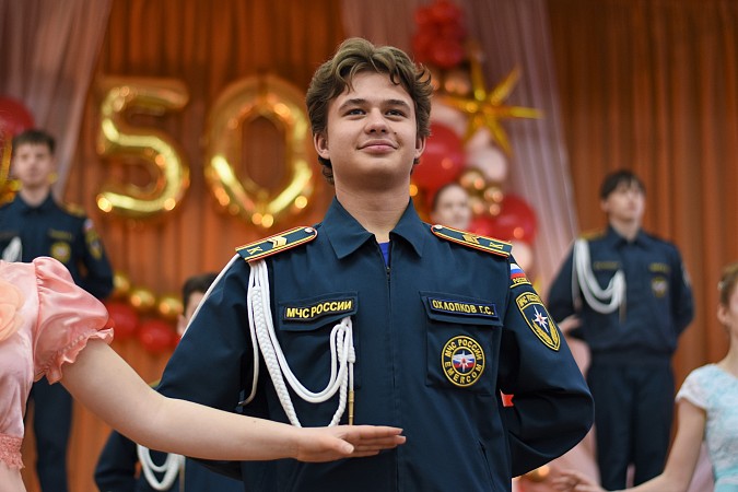 Школа №18 им. Маршала А.М. Василевского отметила золотой юбилей фото 34