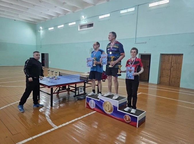В Кинешме прошел новогодний турнир по настольному теннису фото 5