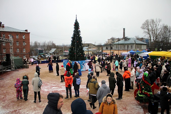 В Наволоках прошел VIII Всероссийский фестиваль русского валенка фото 2