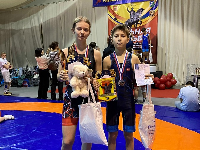 Кинешемские борцы-вольники завоевали награды межрегионального турнира фото 2