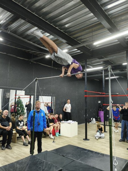 В Кинешме прошел 3-й этап первенства города по воркауту фото 8